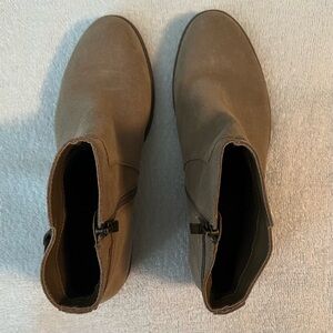 Franco Fortini Womens Brayden Low Heel Ankle Boots